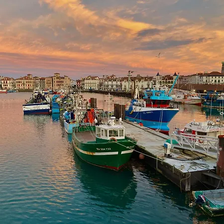 Hyper-centre-plage - 46m2 - 2 Pieces - Renove 2023 Apartament